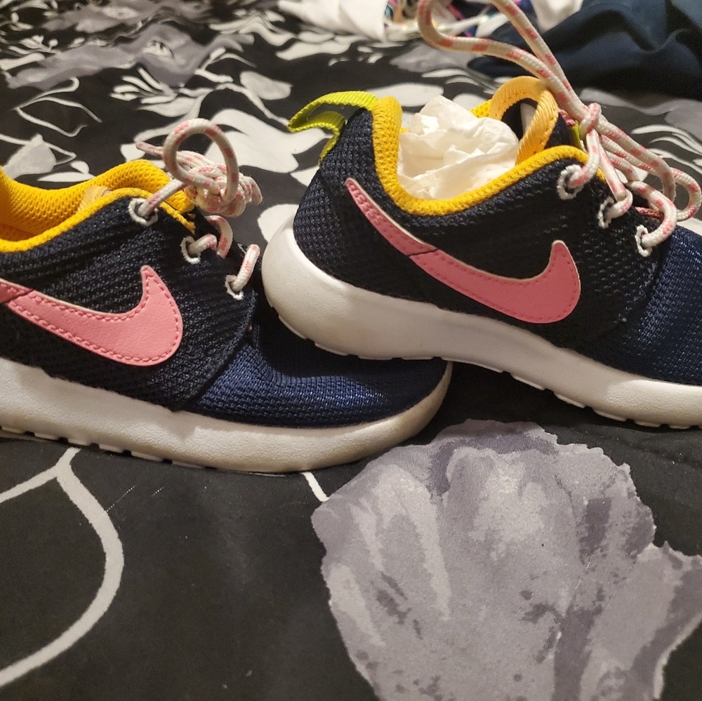 Nike Toddler Size 9C